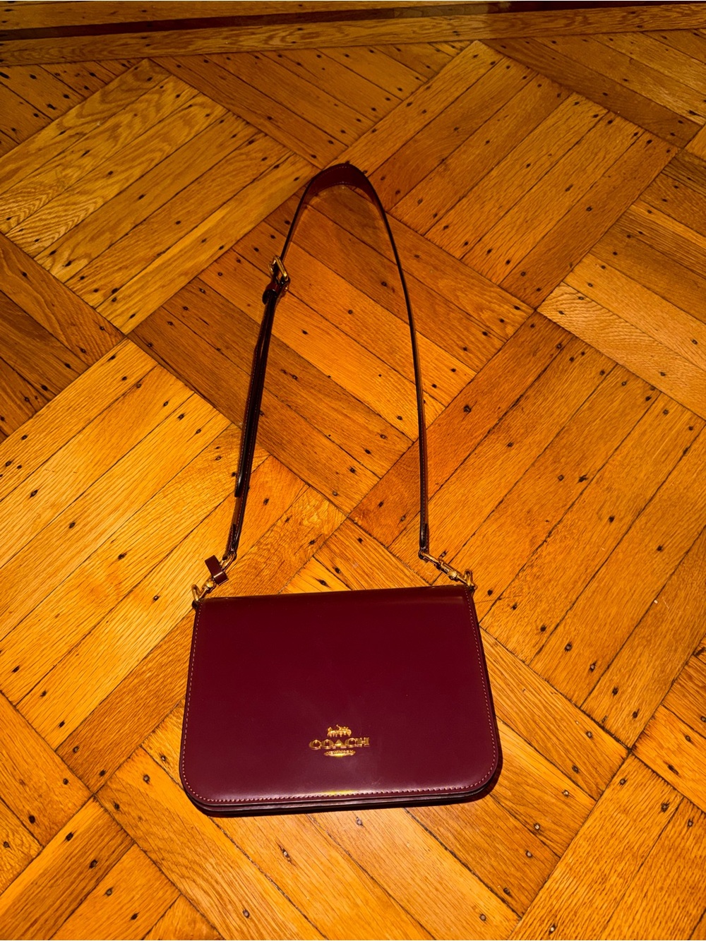 Coach Quinn Burgundy Leather Crossbody with Gold Hardware - Picture 2 of 4